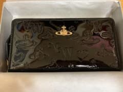 【新品未使用】Vivienne Westwood 長財布のサムネイル