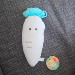 つぶらな瞳の大根型ぬいぐるみのサムネイル