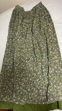 ロングスカートのサムネイル