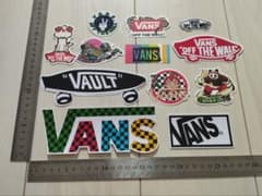 VANS ステッカー 12枚セット 車　スノボ　スケボー　バンズのサムネイル