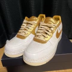ナイキ エアフォース1のサムネイル