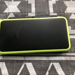 Newニンテンドー2DS LL ブラック×ライムのサムネイル