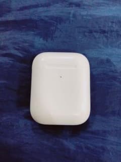 Apple AirPods 充電ケースのみのサムネイル