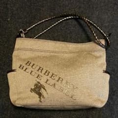 BURBERRY ♪年始価格今だけ！♪もうすぐ最終日！のサムネイル
