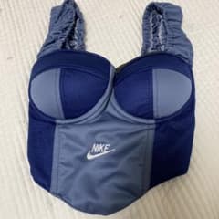 Nike リメイクビスチェのサムネイル
