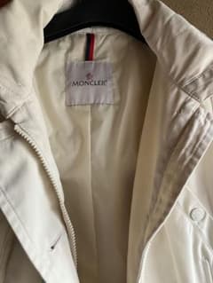 MONCLER オードリー・ホワイト コート - メルカリ