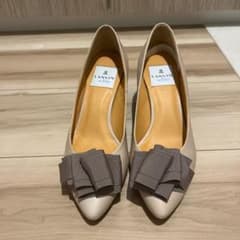 LANVIN ランバン　オンブルー　パンプス　22.5㎝　ベージュのサムネイル