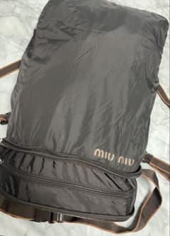 希少　miu miu ナイロン　茶色　リュック　バックパック　ウェストバッグ 希少 miu miu ナイロン 茶色 リュック バックパック ウェストバッグ 超