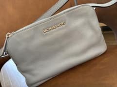 MICHAEL KORS ショルダーバッグのサムネイル