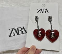 zara ハートのピアスのサムネイル