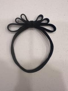 【ハンドメイド】ブラックベロア・リボン ベビーヘアバンド