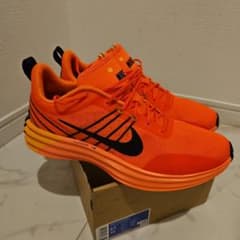 【半額以下希少品】ナイキ　ルナローム NIKE LUNAR ROAMのサムネイル
