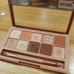 CLIOアイシャドウパレットのサムネイル