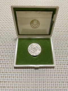 1964年 東京オリンピック記念銀製メダル(専用ケース付属) 1964年 東京オリンピック記念メダル 銀メダルケース付き - メルカリ