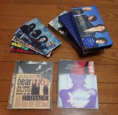 【D-SHADE】 12cmCD×4枚、8cmCD×5枚、VHSテープ×3本 D-SHADE】 12cmCD×4枚、8cmCD×5枚、VHSテープ×3本 - メルカリ