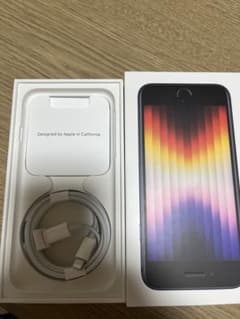 iPhone SE 第3世代 64GB ミッドナイト　SIMフリーのサムネイル