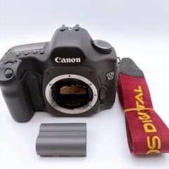Canon EOS 5D 初代 ボディ 動作品 ストラップ付き Canon EOS 5D 初代 ボディ 動作品 ストラップ付き - メルカリ