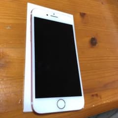 iPhone 7 Rose Gold 32 GB Softbankのサムネイル