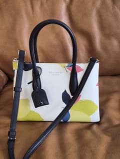極美品 レモン柄 kate spade new york 2way バッグ　夏のサムネイル