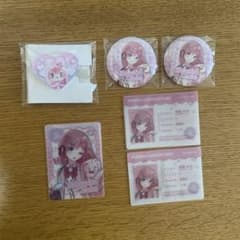 巡音ルカ グッズセット 缶バッジ ヘアクリップ カードのサムネイル