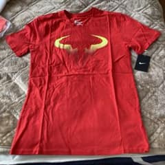 Nike ナダル レッド Tシャツ ロゴ入り - メルカリ