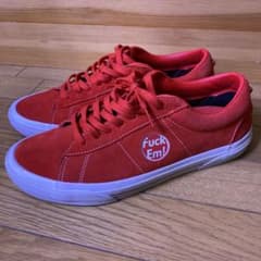 赤 スエード スニーカー ロゴ入り　vans &suprimeのサムネイル