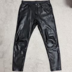 ZARA フェイクレザーパンツ ブラック EUR40のサムネイル