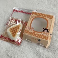mellojoy メロジョイ クリームワッフル 三角 さんかくのサムネイル