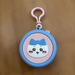 ちいかわ シリコンポーチ カラビナ付き