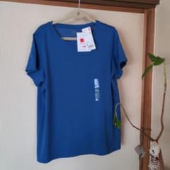 ユニクロTシャツメッシュのサムネイル