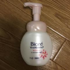 Biore マシュマロホイップ モイスチャーのサムネイル
