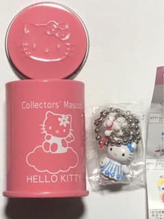 【平成当時品】 キティ　コレクターズマスコット　プードル 2001年 激レア キティ コレクターズマスコット プードル 2001年 激レア 缶 - メルカリ