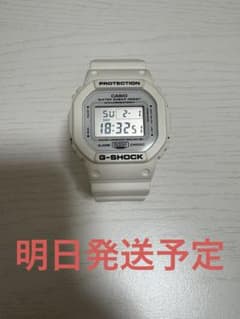 カシオ　CASIO G-SHOCK DW5600MW ホワイトのサムネイル