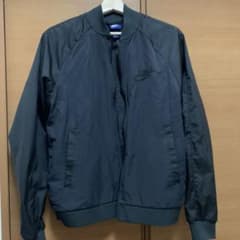 ナイキ　ma1 ブルゾン  ジャケットのサムネイル