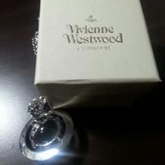 VIVIENNE ネックレスのサムネイル