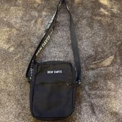 BEN DAVIS ブラック ショルダーバッグのサムネイル