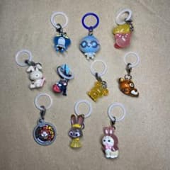 白*猫様 ガチャガチャ おもちゃ まとめ売り③のサムネイル