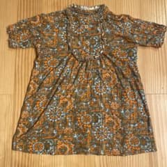 misha&puff 6Y半袖ワンピース 総柄 フリルのサムネイル