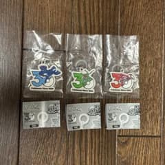 Pokémon 30th Anniversary Metal Charm Set of 3