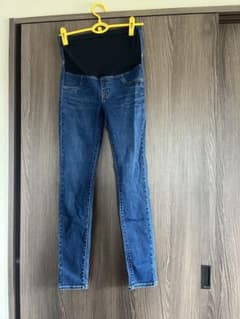UNIQLO マタニティ ウルトラストレッチジーンズ Mのサムネイル