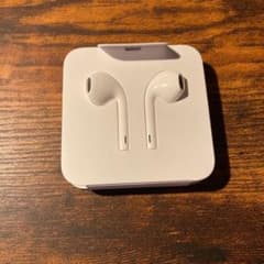 iPhone 純正イヤホン アップルのサムネイル