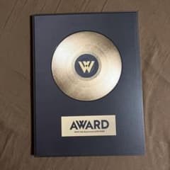 WEST. 10th Anniversary AWARD パンフレットのサムネイル