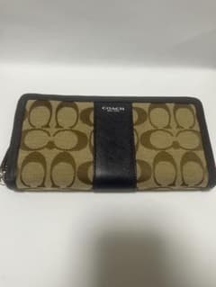 COACH シグネチャー ラウンドファスナー 長財布のサムネイル