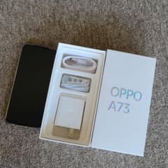 OPPOのA73　SIMフリー　ネービーブルーのサムネイル