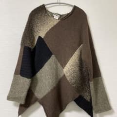モユル　MOYURU 萌　アシンメトリー　セーターのサムネイル