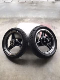 ゼファー750 ホイール タイヤ前後セット - メルカリ