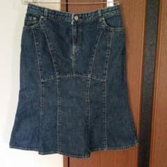 お値下げしました。デニムスカートのサムネイル
