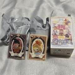 POP MART Celebrating the Momentのサムネイル