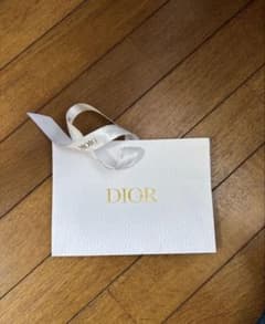 Dior ショップ袋 ホワイト ゴールドロゴのサムネイル