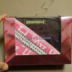 タオルハンカチとポーチのセットのサムネイル